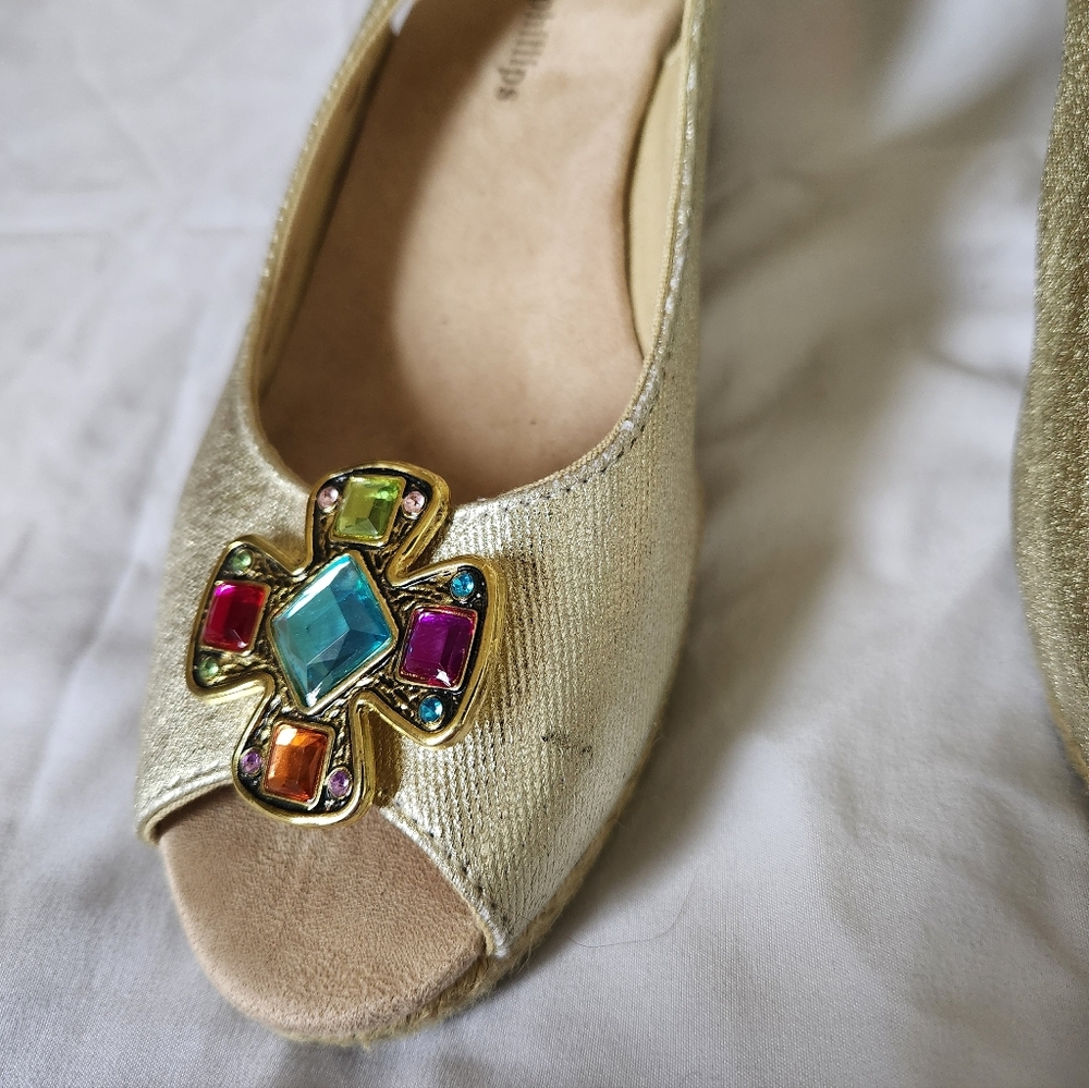 Lindsay Phillips Gold Wedge Sandals with Colorful Gem Accents Size 9 - Picture 5 of 8